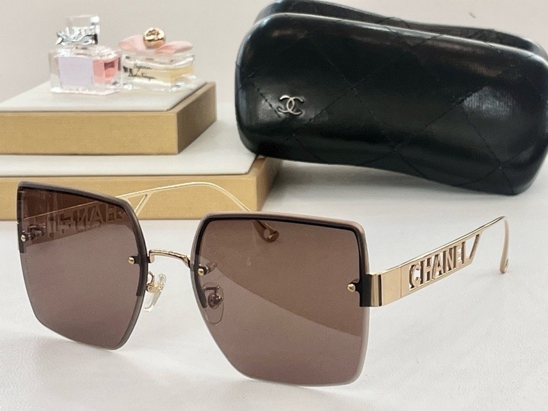 Chanel Sunglasses 79